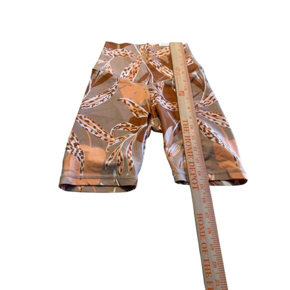 American Eaglerie - OFFLINE Real Me Printed High Waisted 7" Bike Short XS - Picture 4 of 8